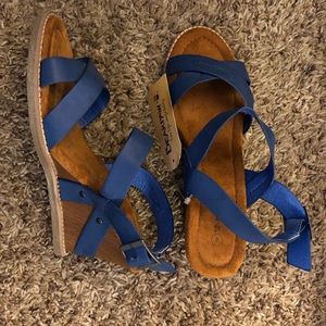 BearPaw Sandals